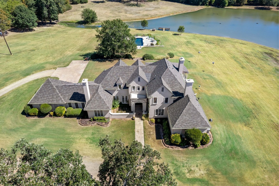 650 County Road 33980 N Powderly TX 75473