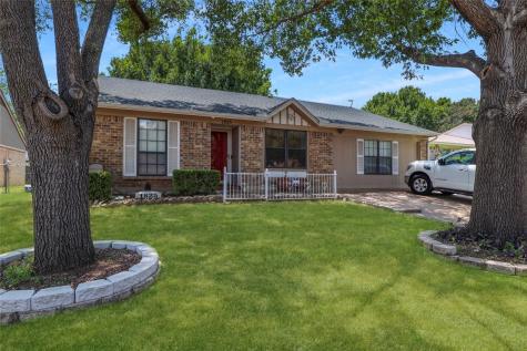 1825 Heidelberg Drive Fort Worth TX 76134