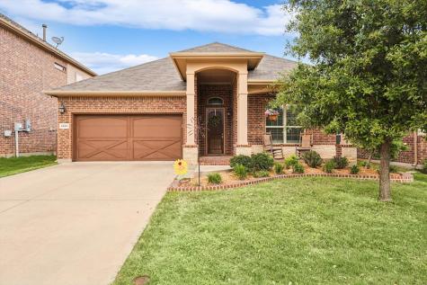 2025 Milano Lane Lewisville TX 75077