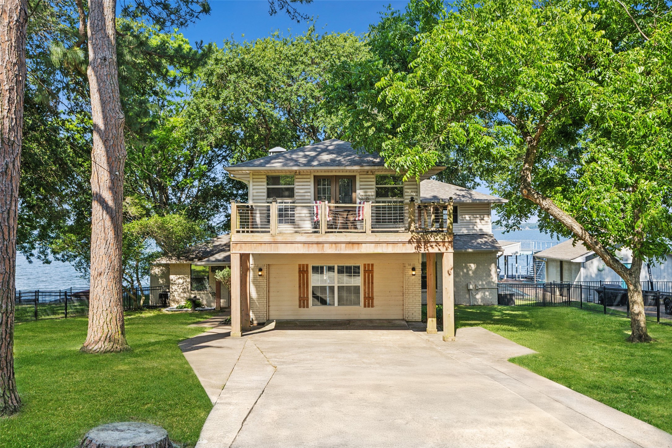 142 Peninsula Point Terrace Mabank TX 75156