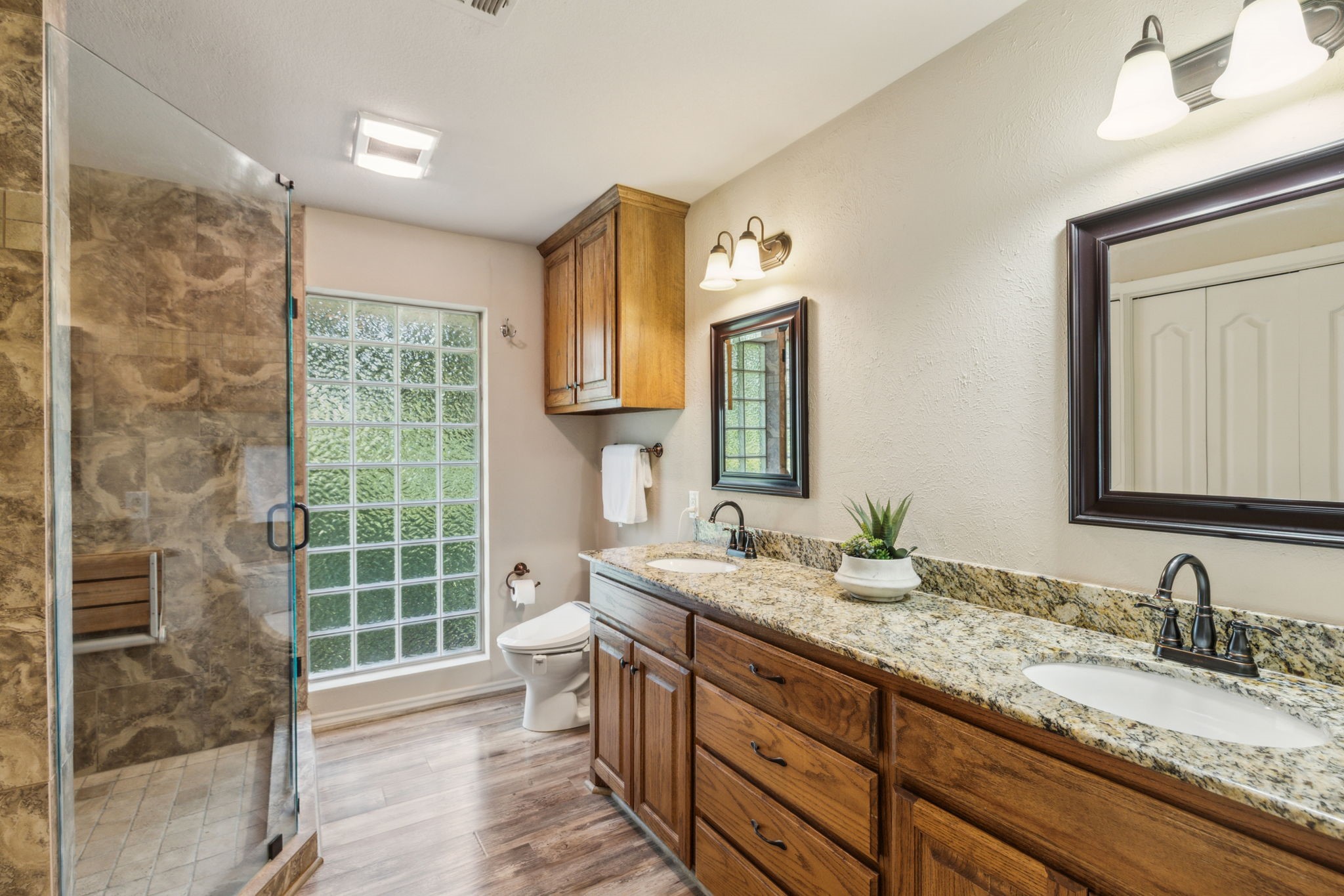 142 Peninsula Point Terrace Mabank TX 75156