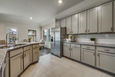 10516 Breezeway Drive Aubrey TX 76227