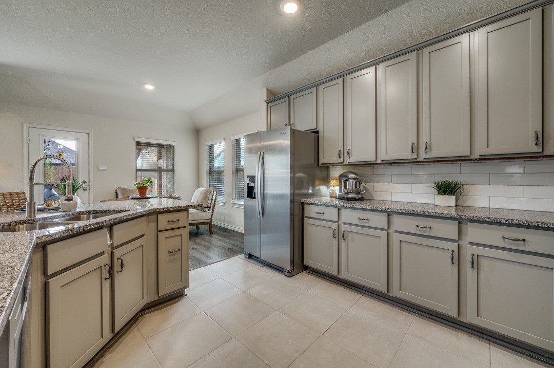 10516 Breezeway Drive Aubrey TX 76227