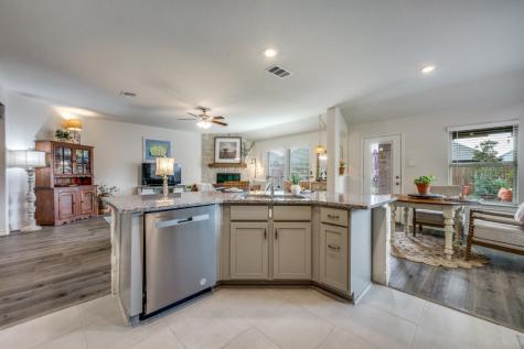 10516 Breezeway Drive Aubrey TX 76227