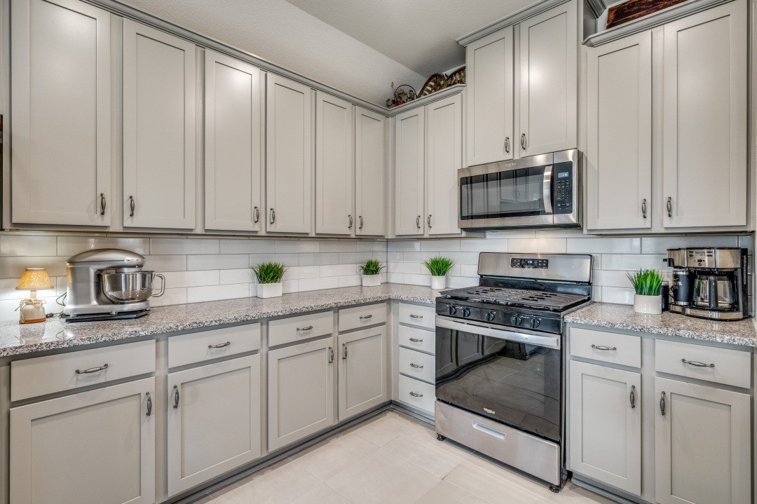 10516 Breezeway Drive Aubrey TX 76227