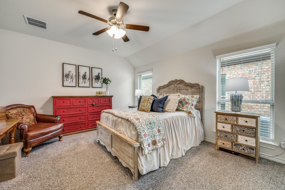 10516 Breezeway Drive Aubrey TX 76227