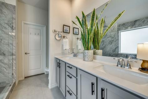 10516 Breezeway Drive Aubrey TX 76227
