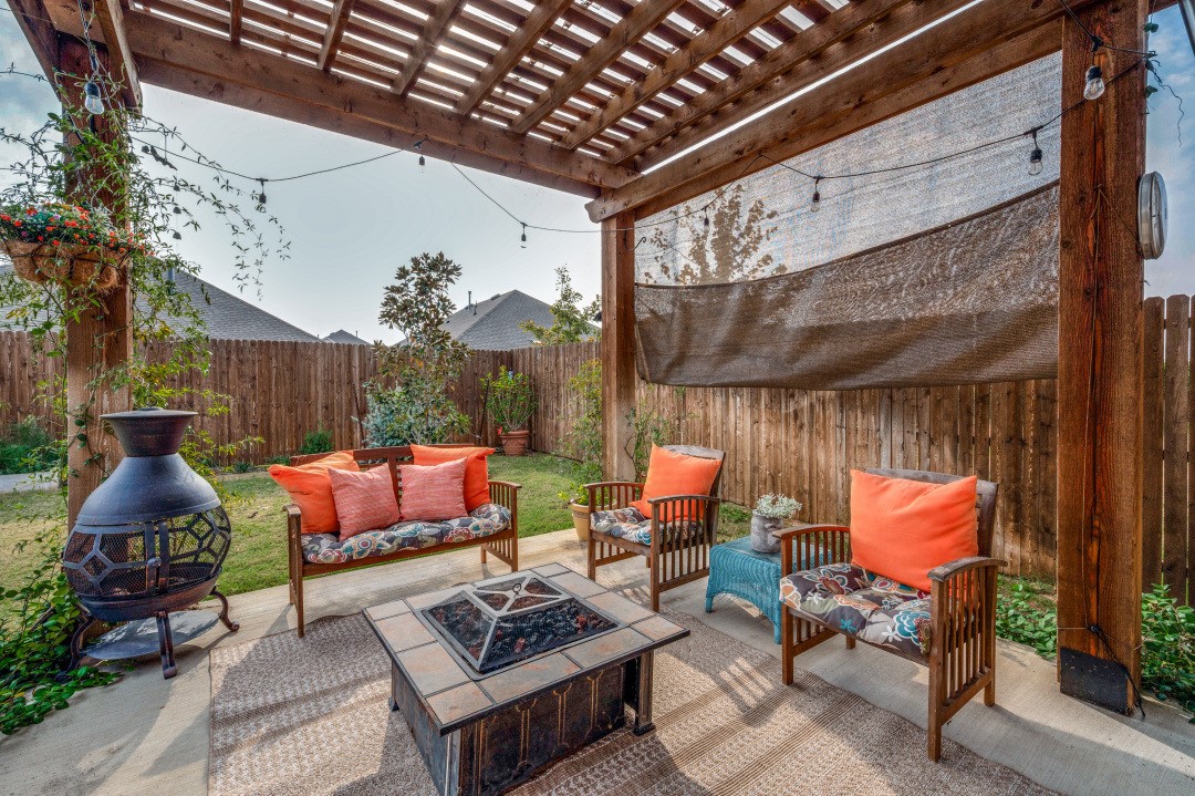 10516 Breezeway Drive Aubrey TX 76227