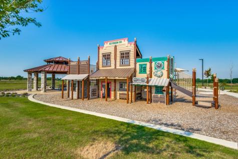 10516 Breezeway Drive Aubrey TX 76227