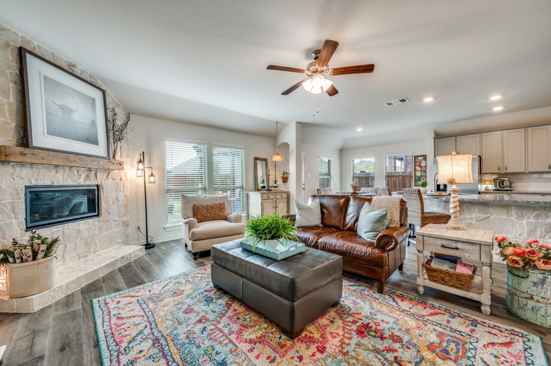 10516 Breezeway Drive Aubrey TX 76227