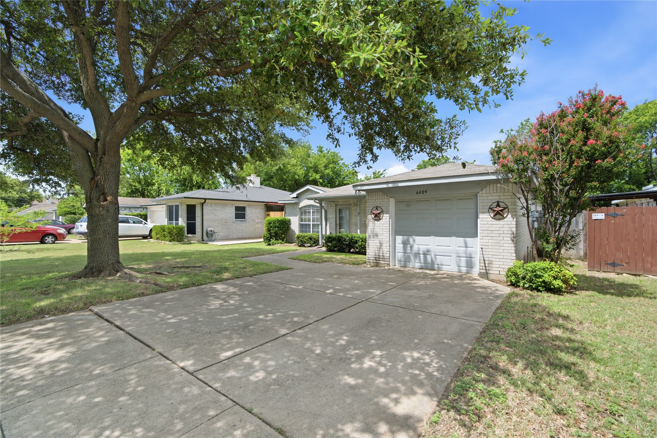6409 Longmont Trail Fort Worth TX 76179