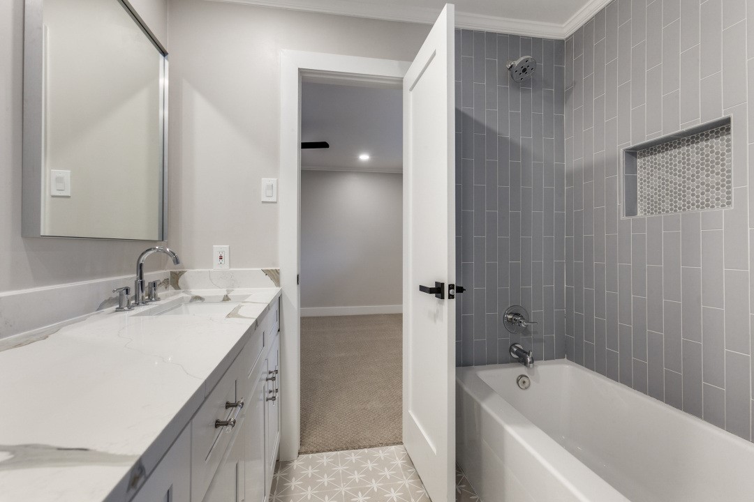 3777 Royal Cove Dallas TX 75229
