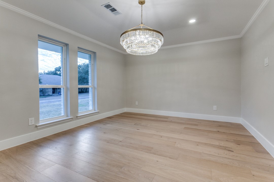 3777 Royal Cove Dallas TX 75229