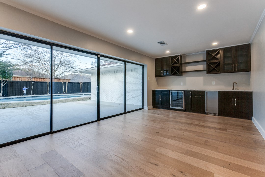 3777 Royal Cove Dallas TX 75229