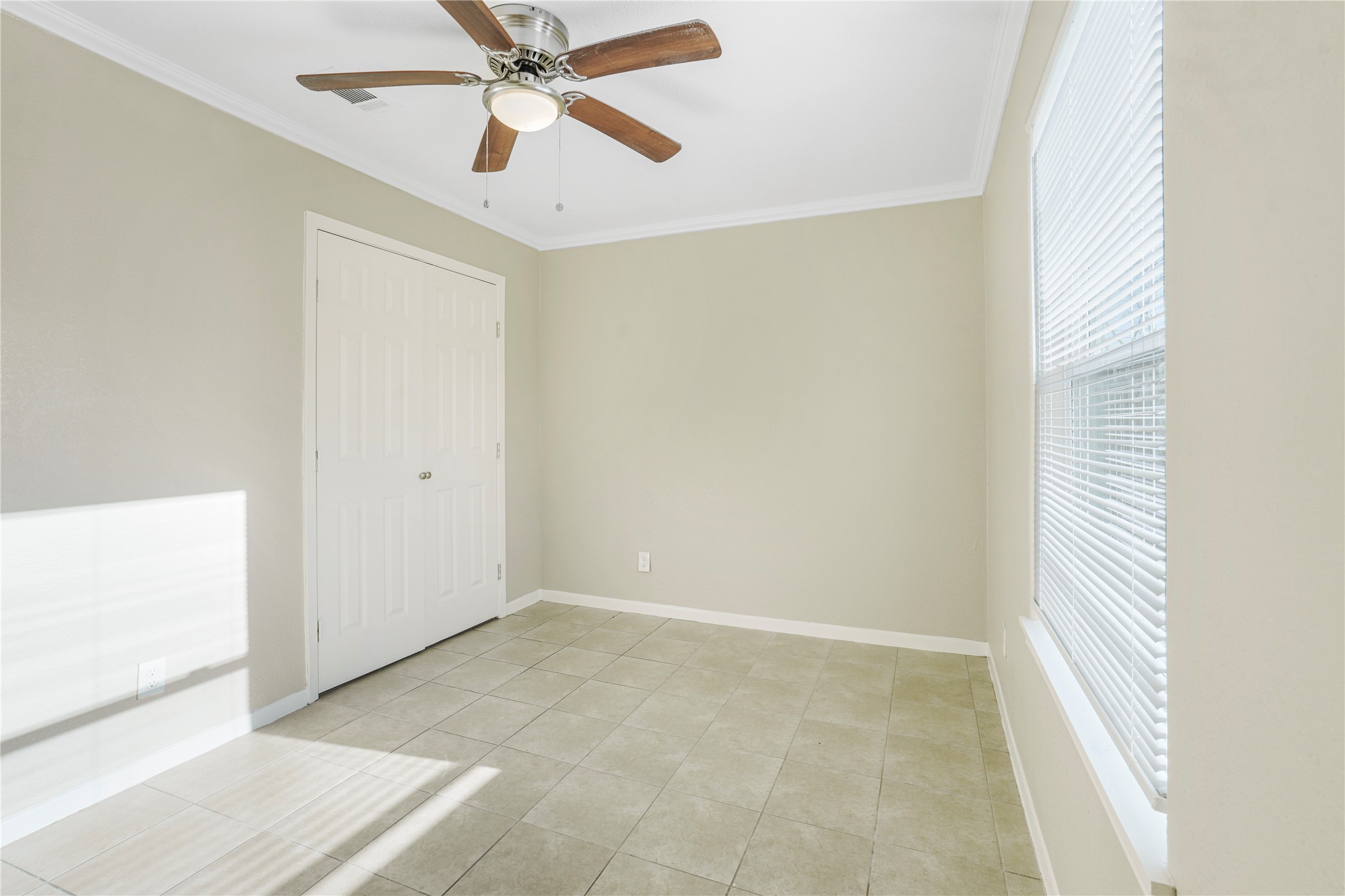2900 Linden Lea Irving TX 75061