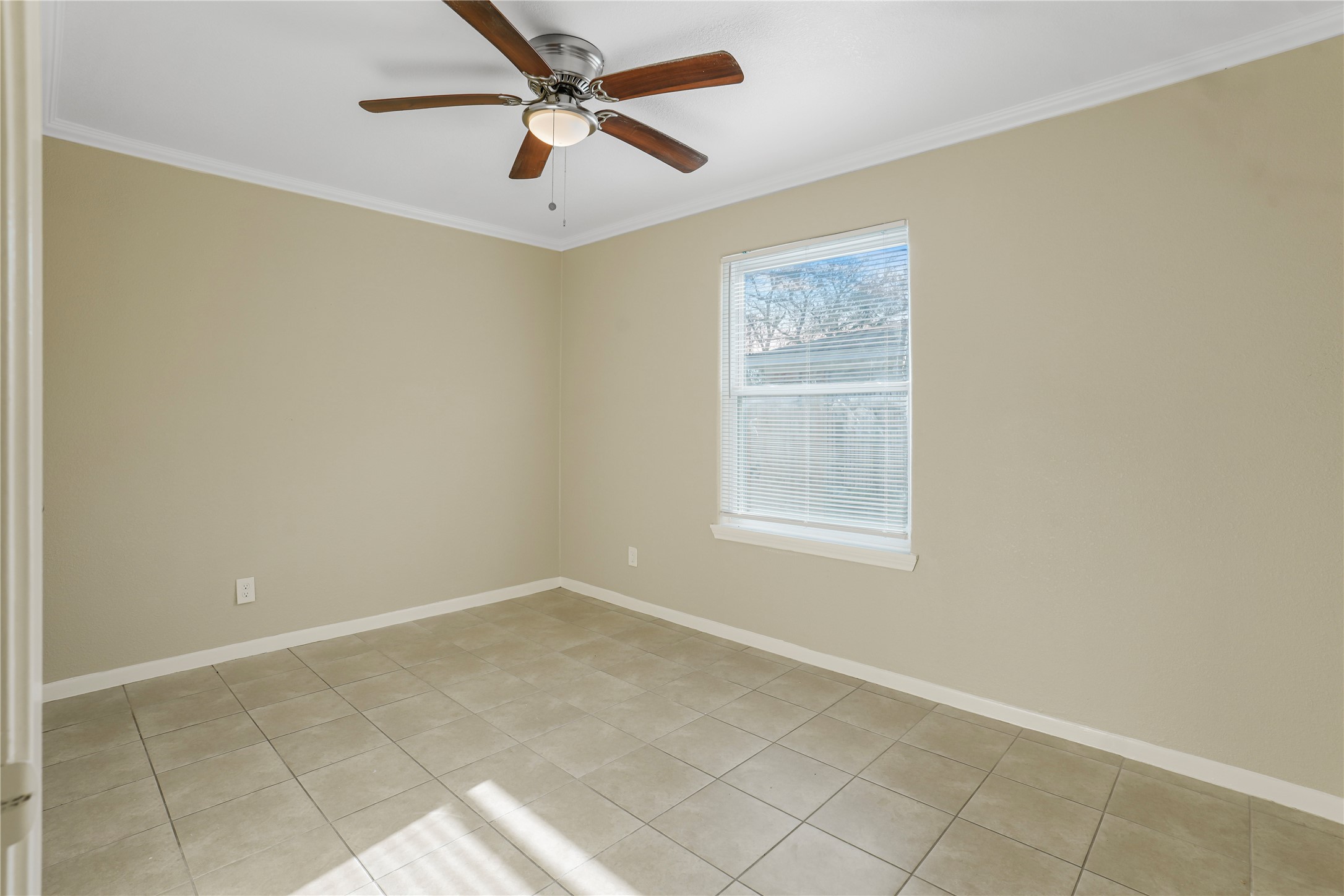 2900 Linden Lea Irving TX 75061