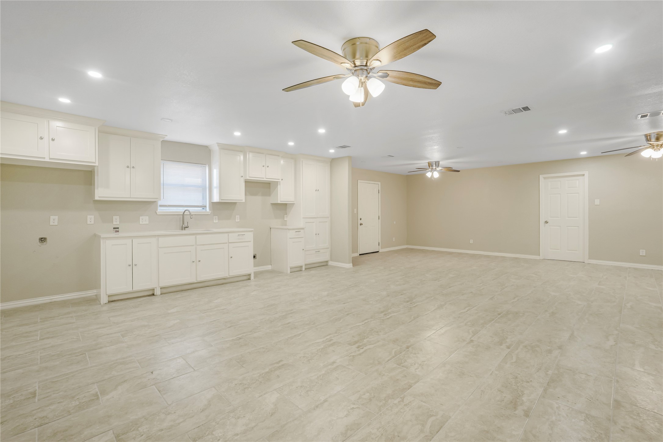 2900 Linden Lea Irving TX 75061