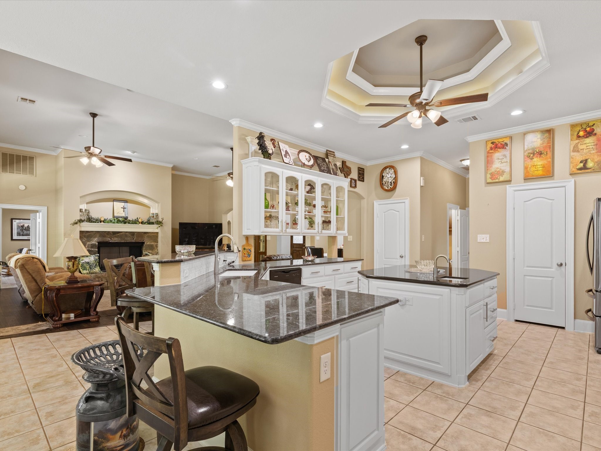 600 County Road 1790 Sunset TX 76270