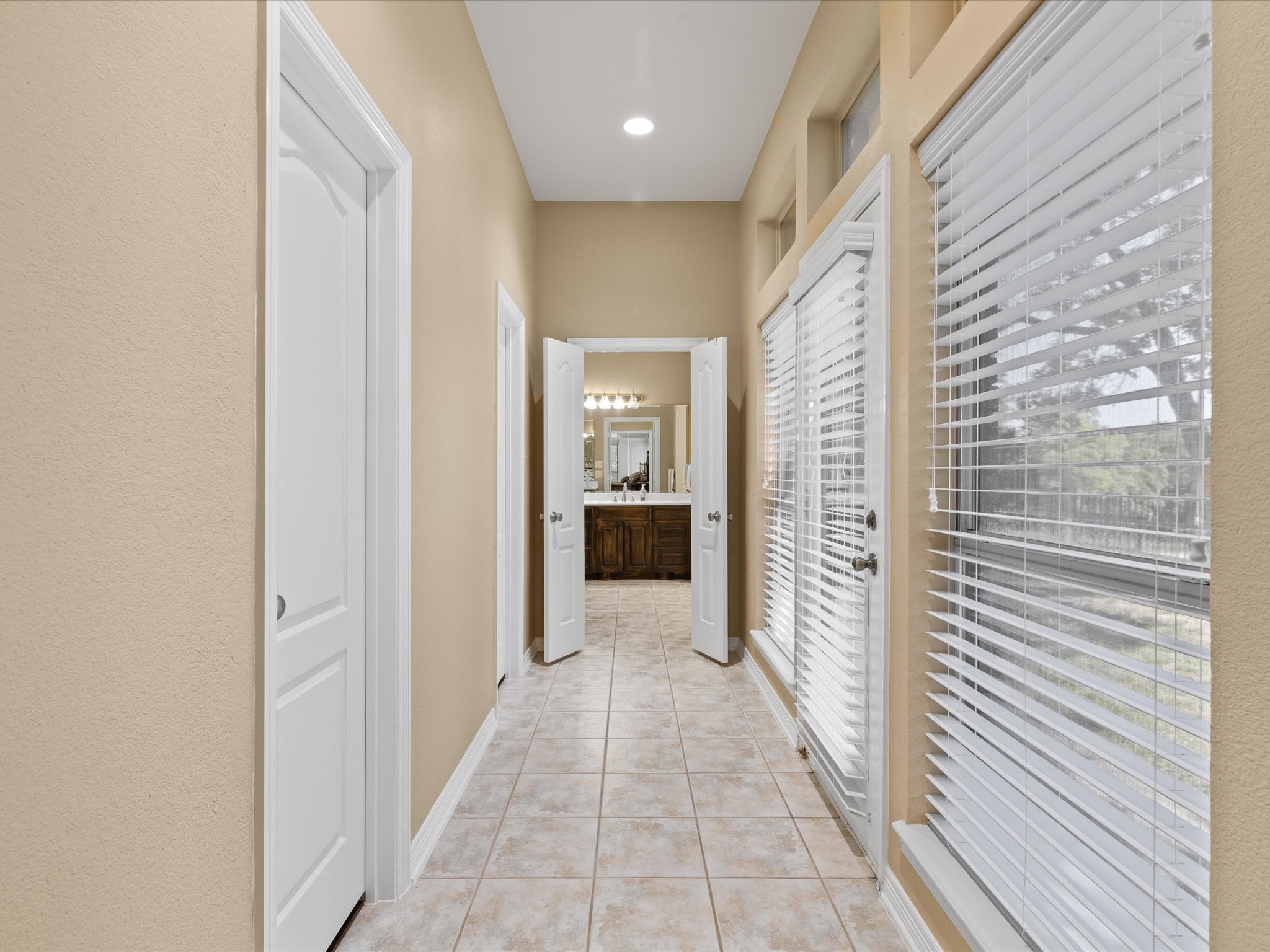 600 County Road 1790 Sunset TX 76270