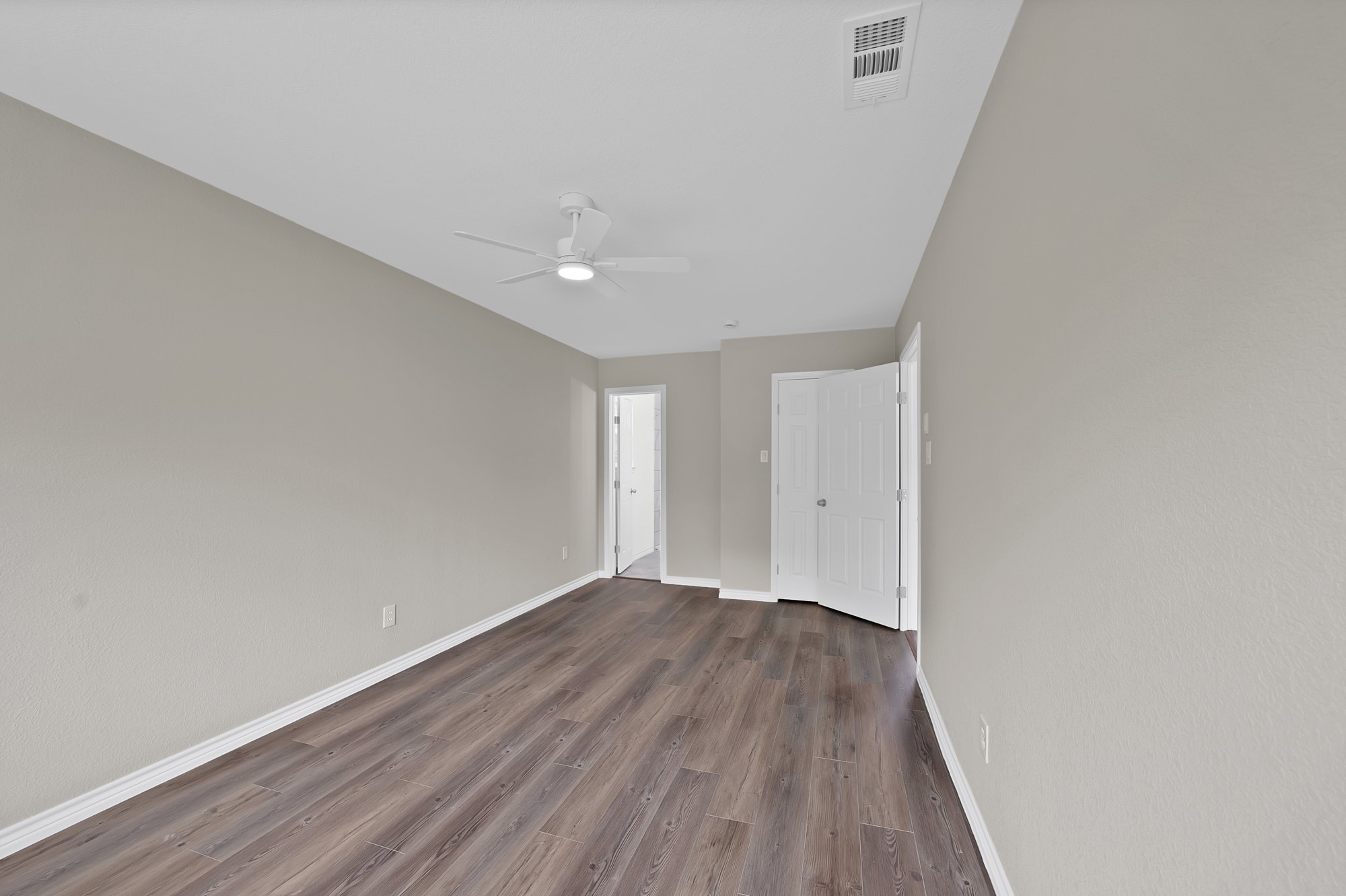 905 Skylark Drive Arlington TX 76010