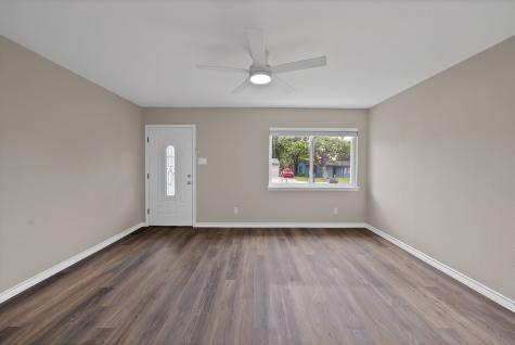 905 Skylark Drive Arlington TX 76010