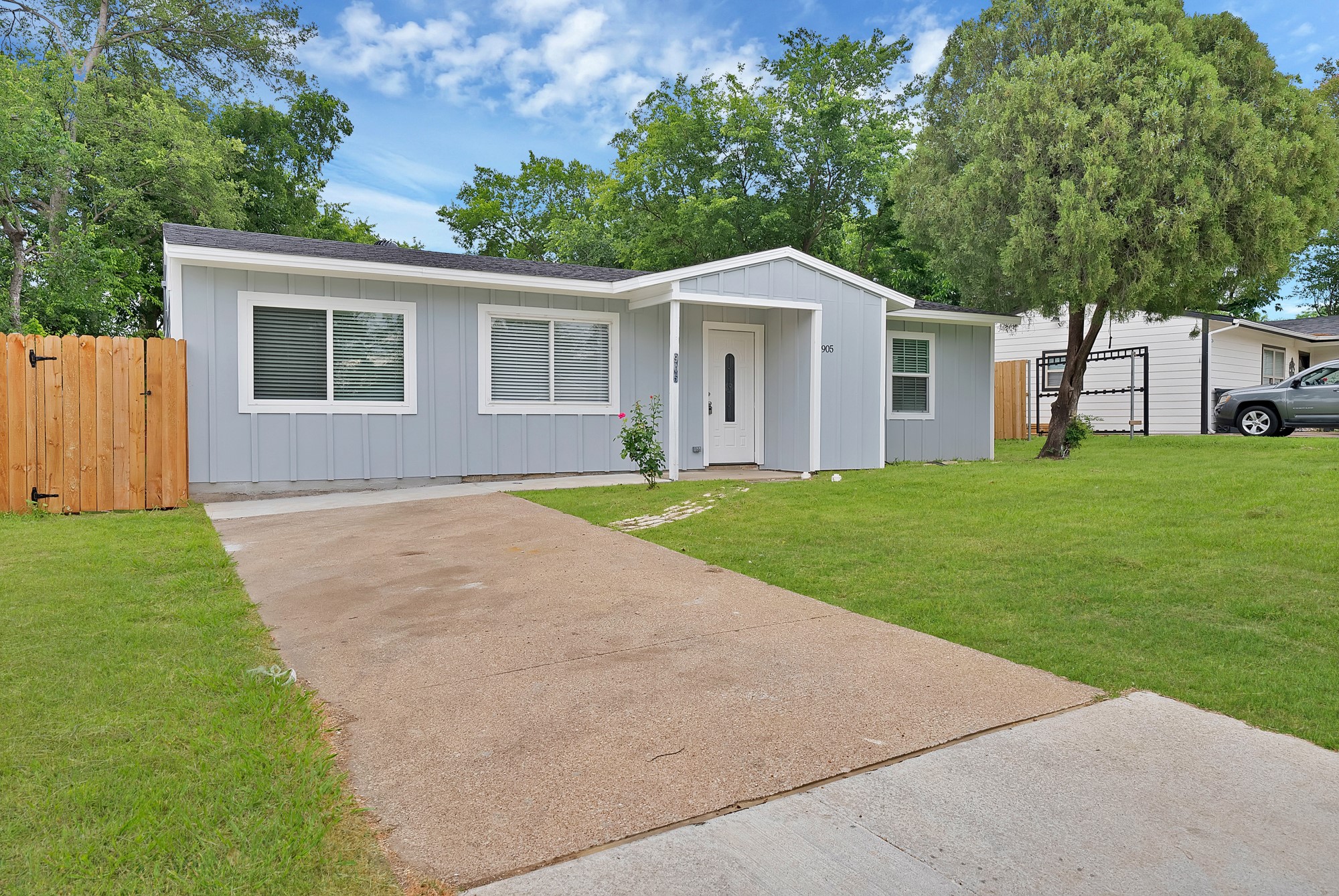 905 Skylark Drive Arlington TX 76010