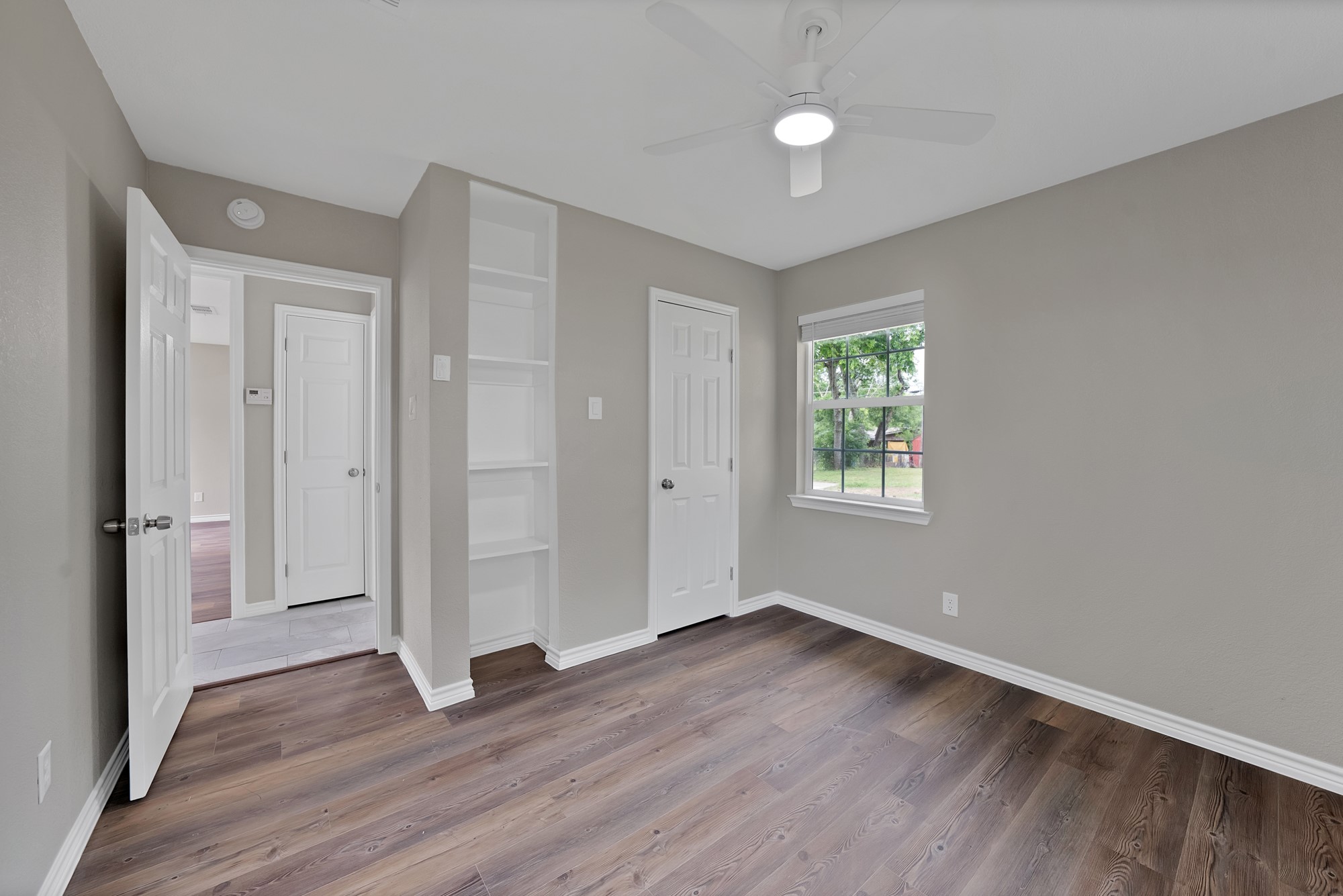 905 Skylark Drive Arlington TX 76010