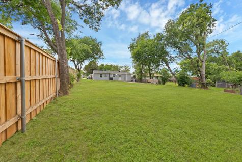 905 Skylark Drive Arlington TX 76010