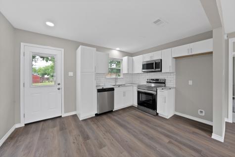 905 Skylark Drive Arlington TX 76010