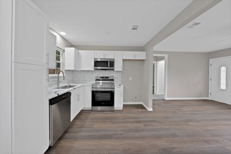 905 Skylark Drive Arlington TX 76010