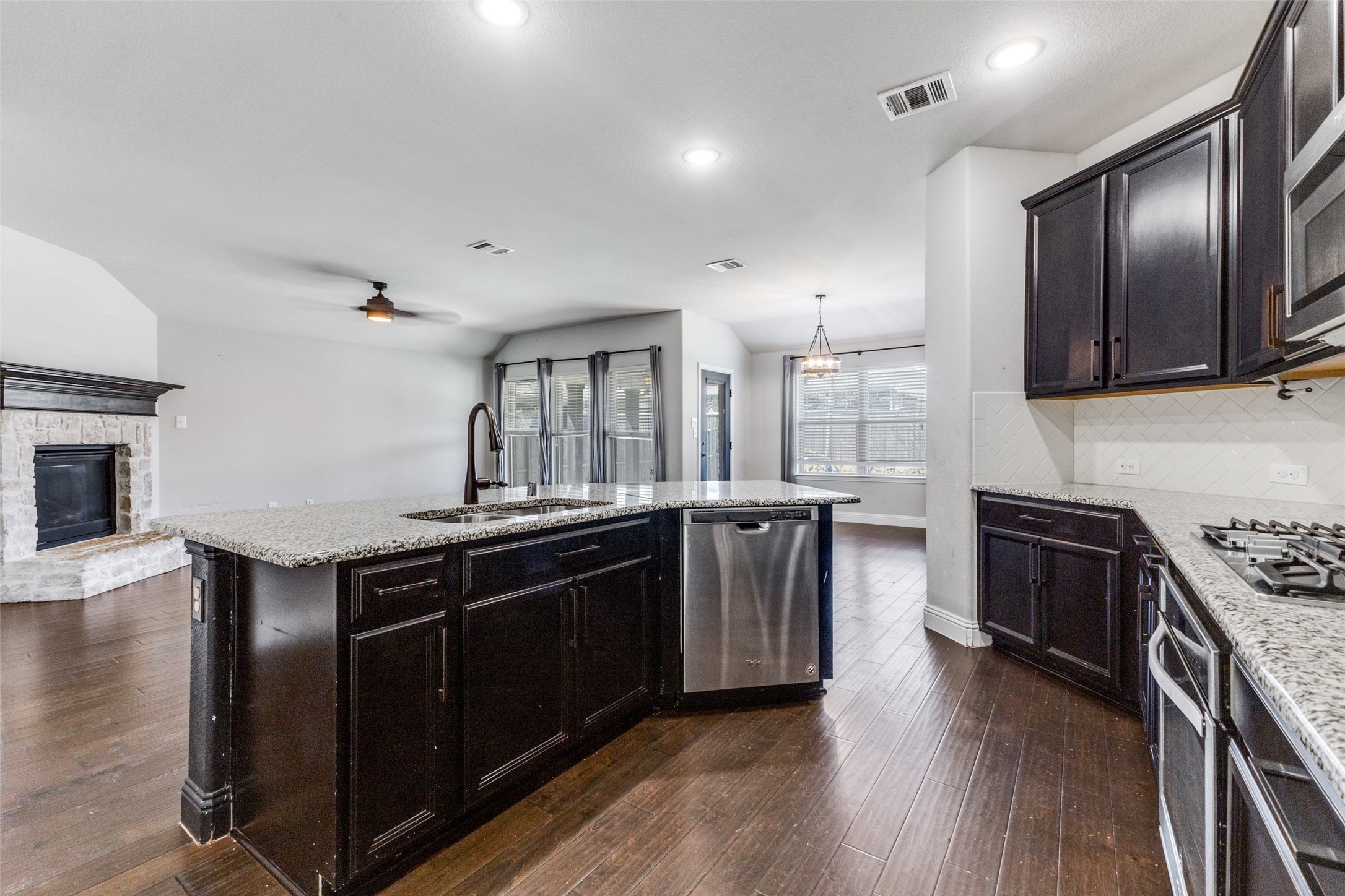 2022 Rosebury Lane Forney TX 75126