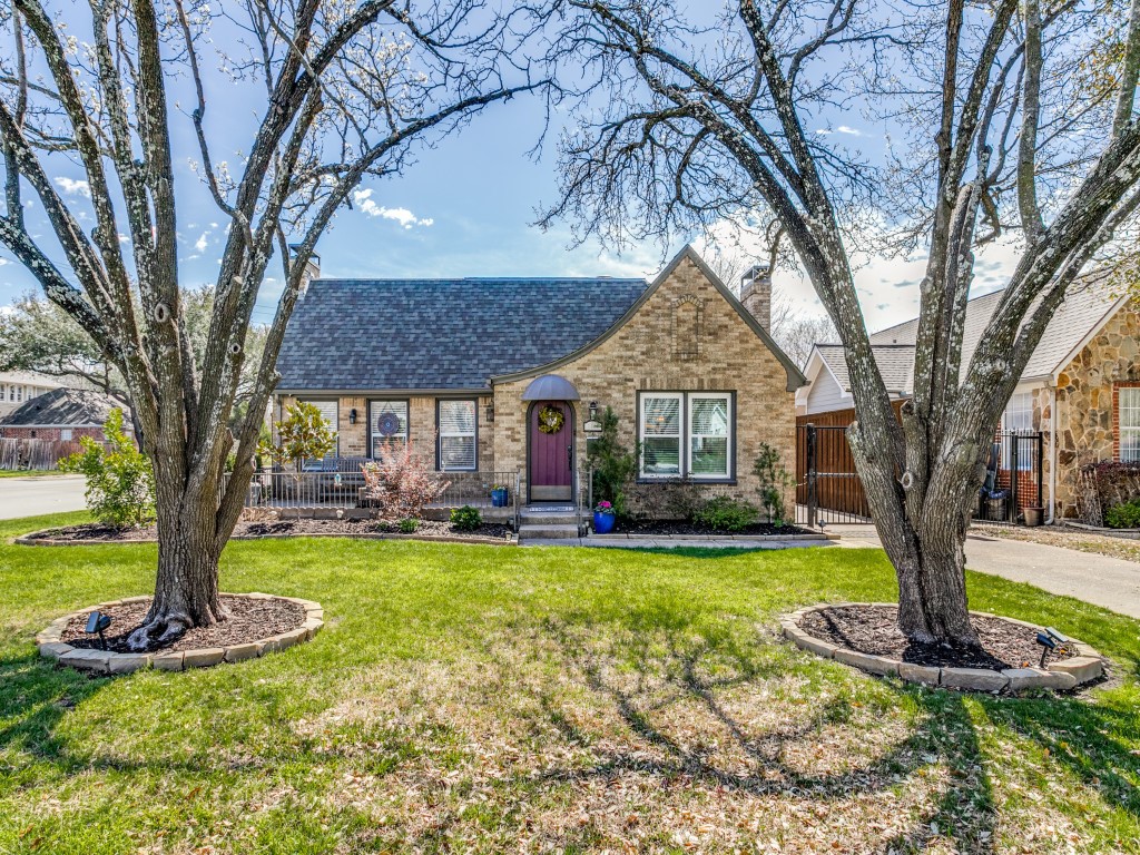 6046 Richmond Avenue Dallas TX 75206