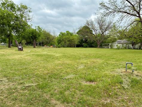 1304 Trout Road Hutchins TX 75141