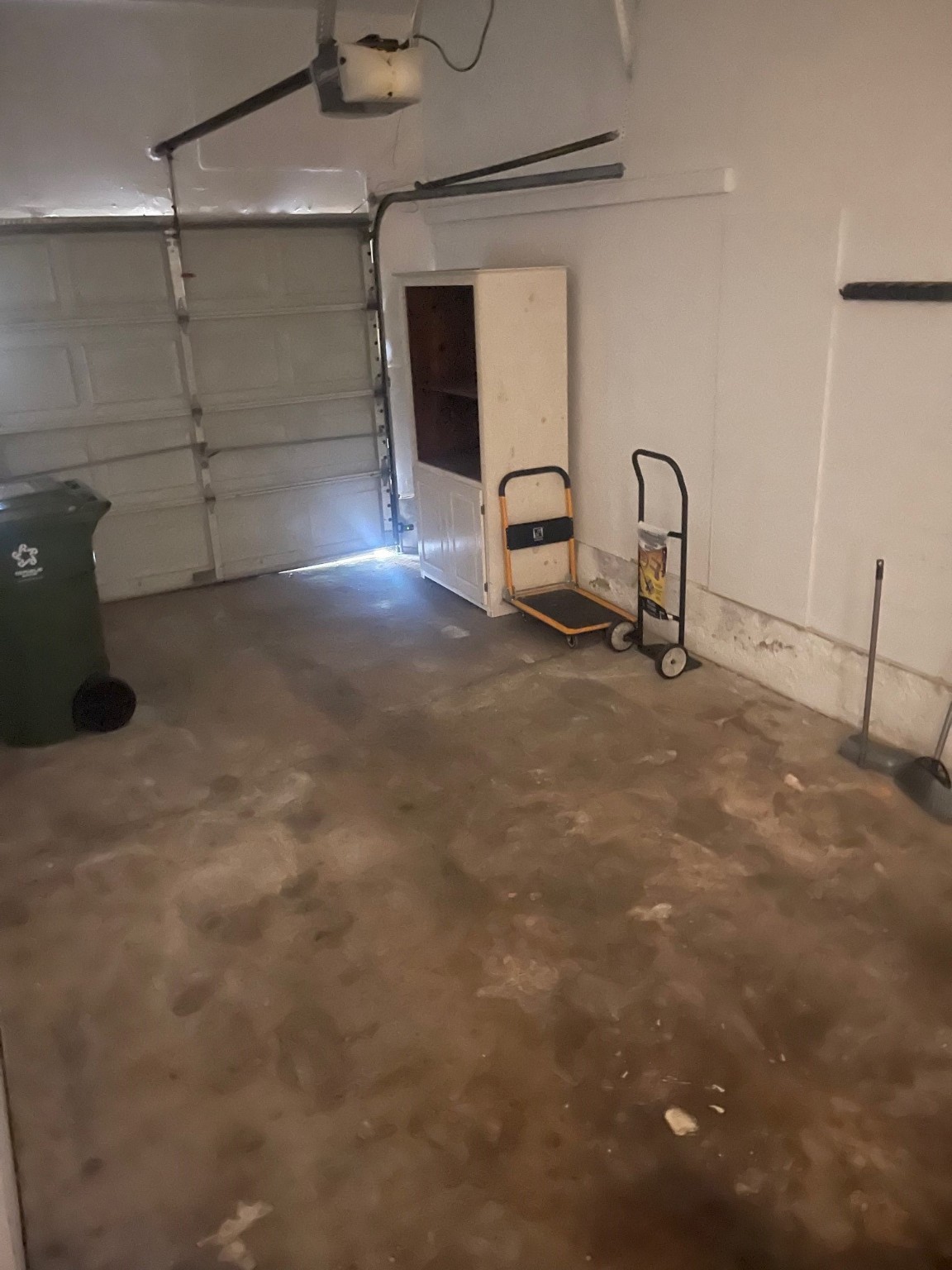 341 Hurst Drive Bedford TX 76022