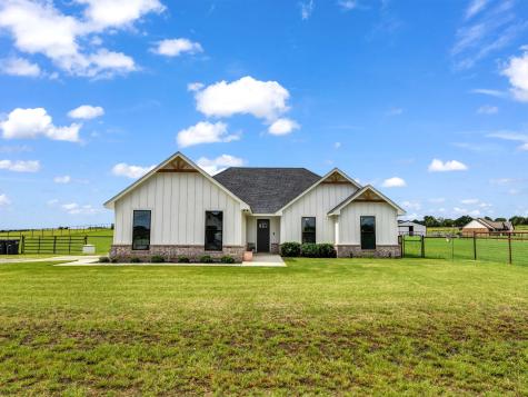 1014 Latigo Lane Millsap TX 76066