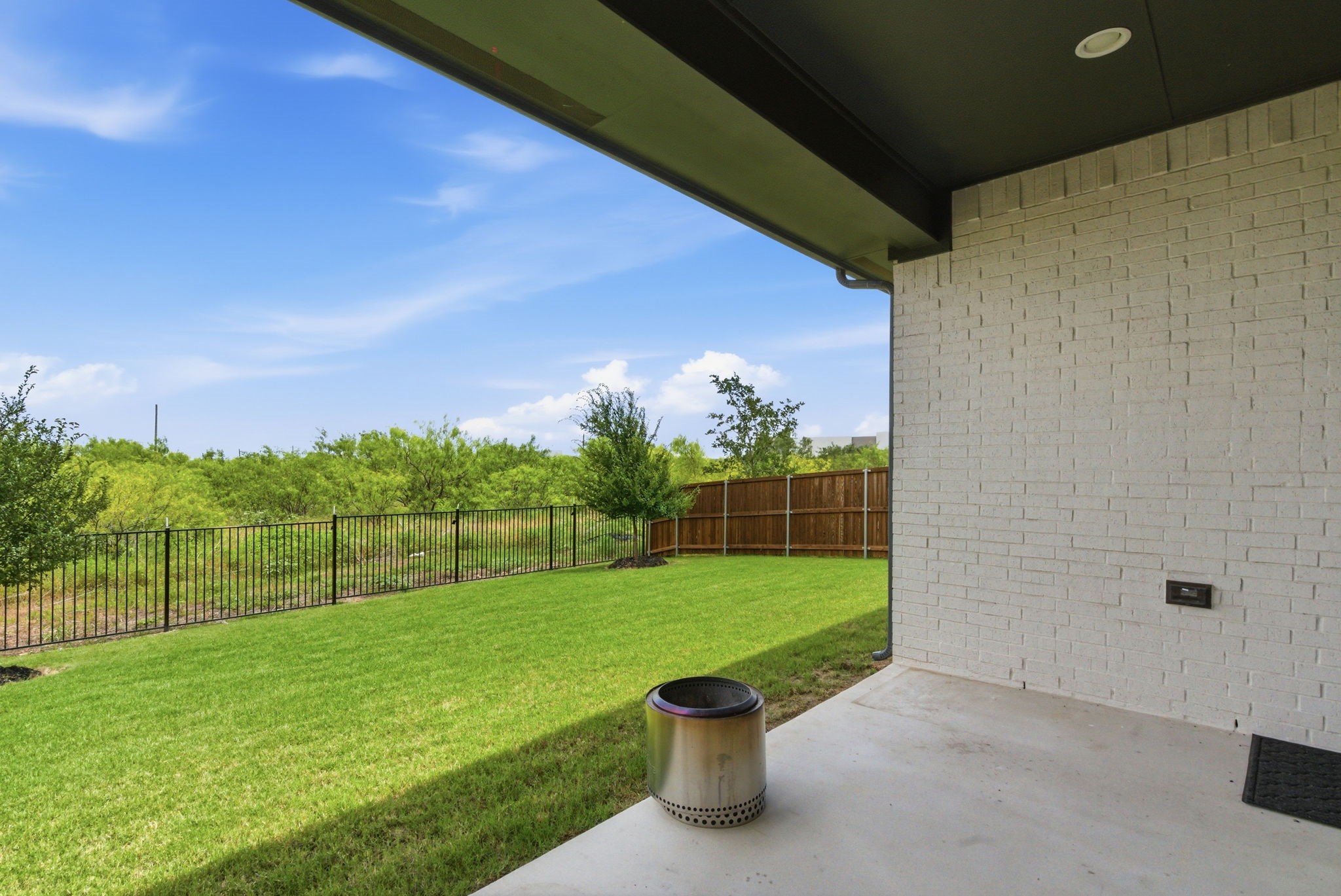 915 Winter Cherry Lane Haslet TX 76052