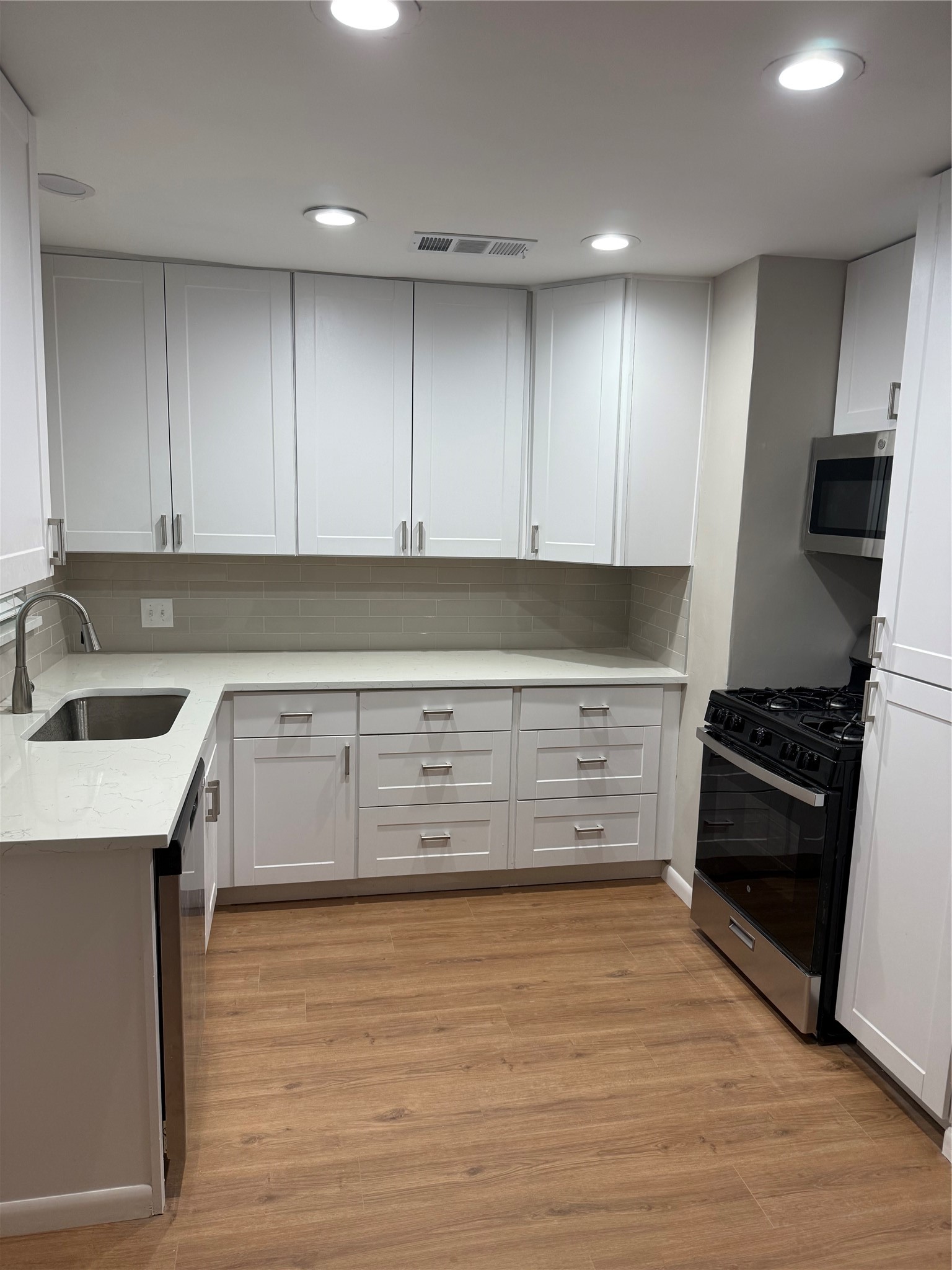 2439 Maverick Avenue Dallas TX 75228