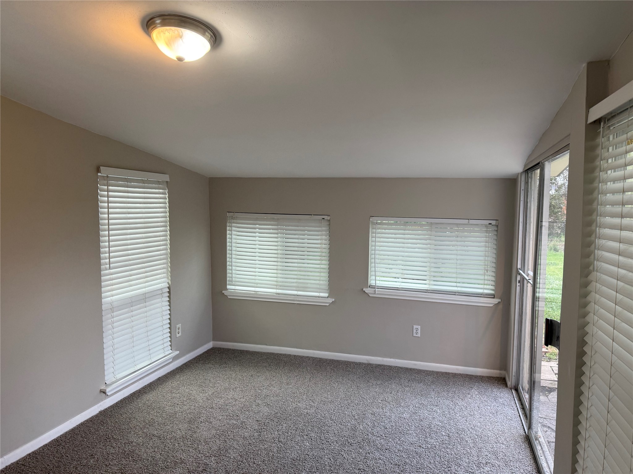 2439 Maverick Avenue Dallas TX 75228