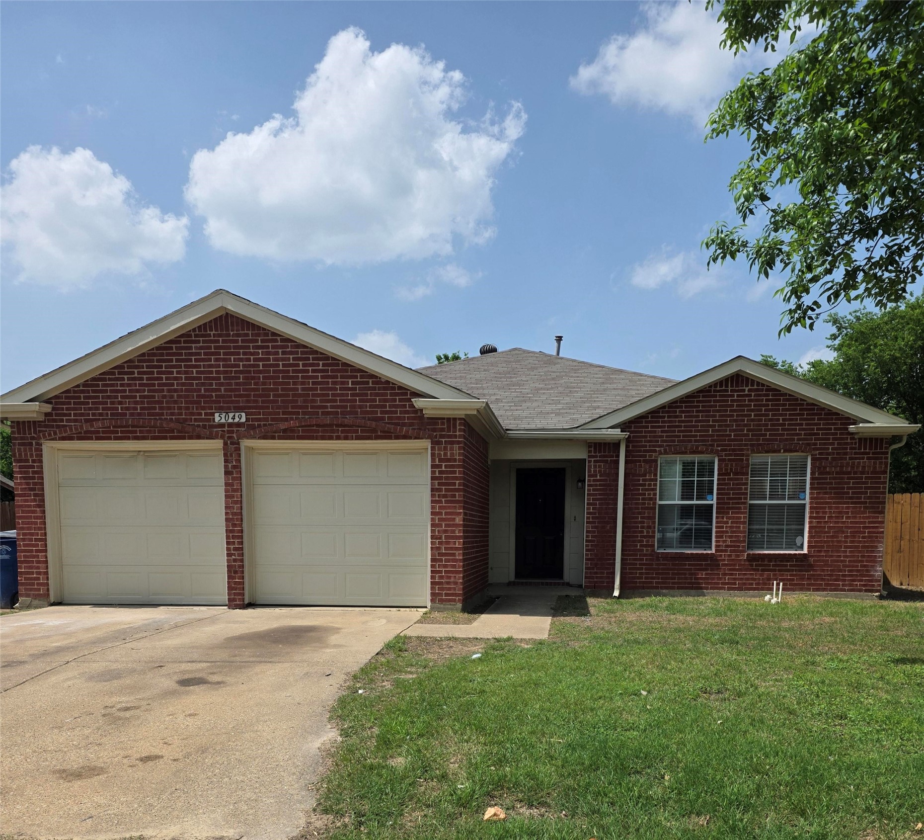 5049 Urban Avenue Dallas TX 75227