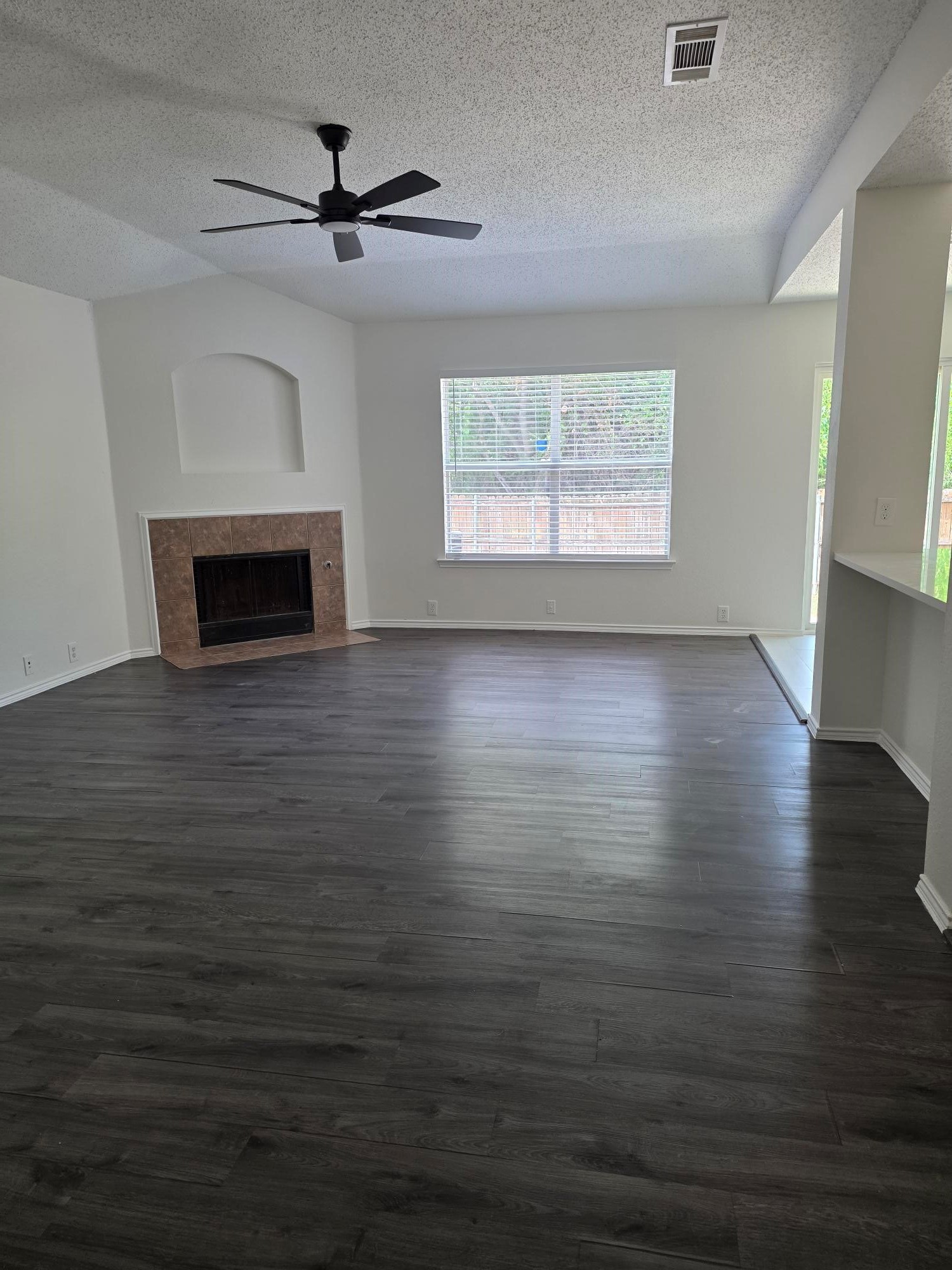 5049 Urban Avenue Dallas TX 75227
