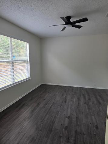 5049 Urban Avenue Dallas TX 75227