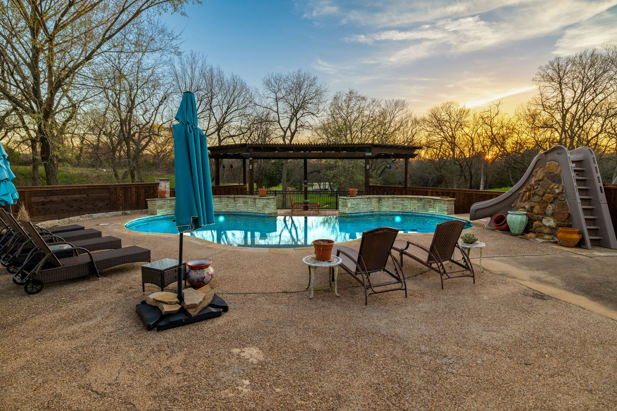 689 Jim Cannon Road Van Alstyne TX 75495