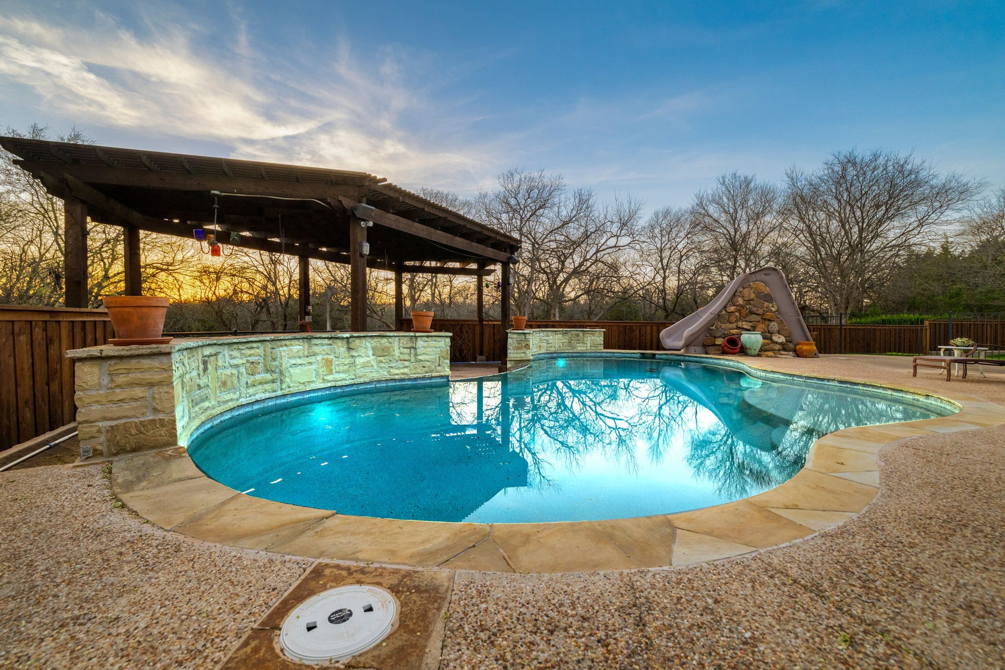 689 Jim Cannon Road Van Alstyne TX 75495