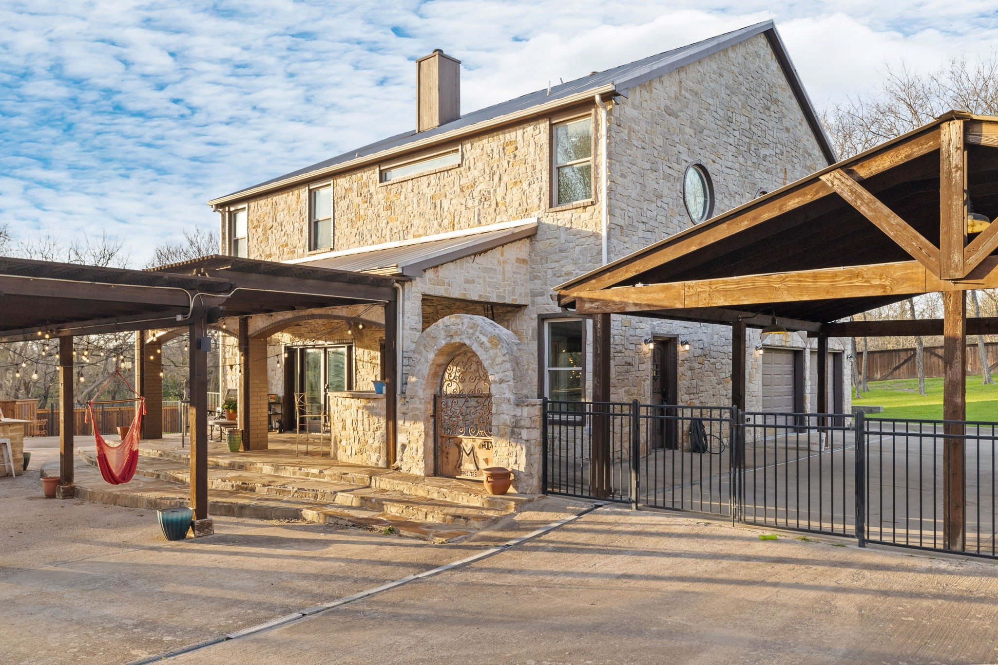 689 Jim Cannon Road Van Alstyne TX 75495