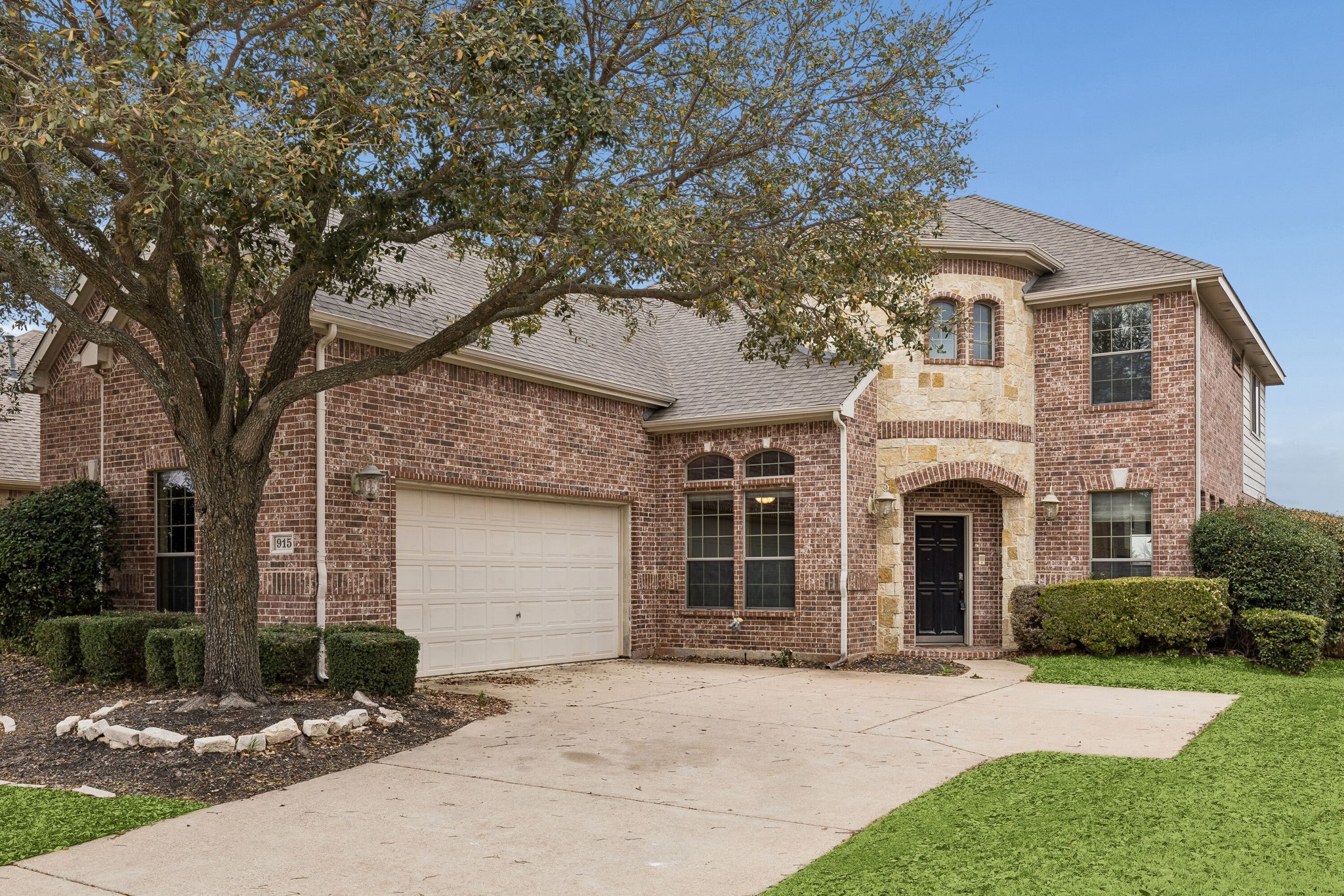 915 Fieldstone Drive Cedar Hill TX 75104