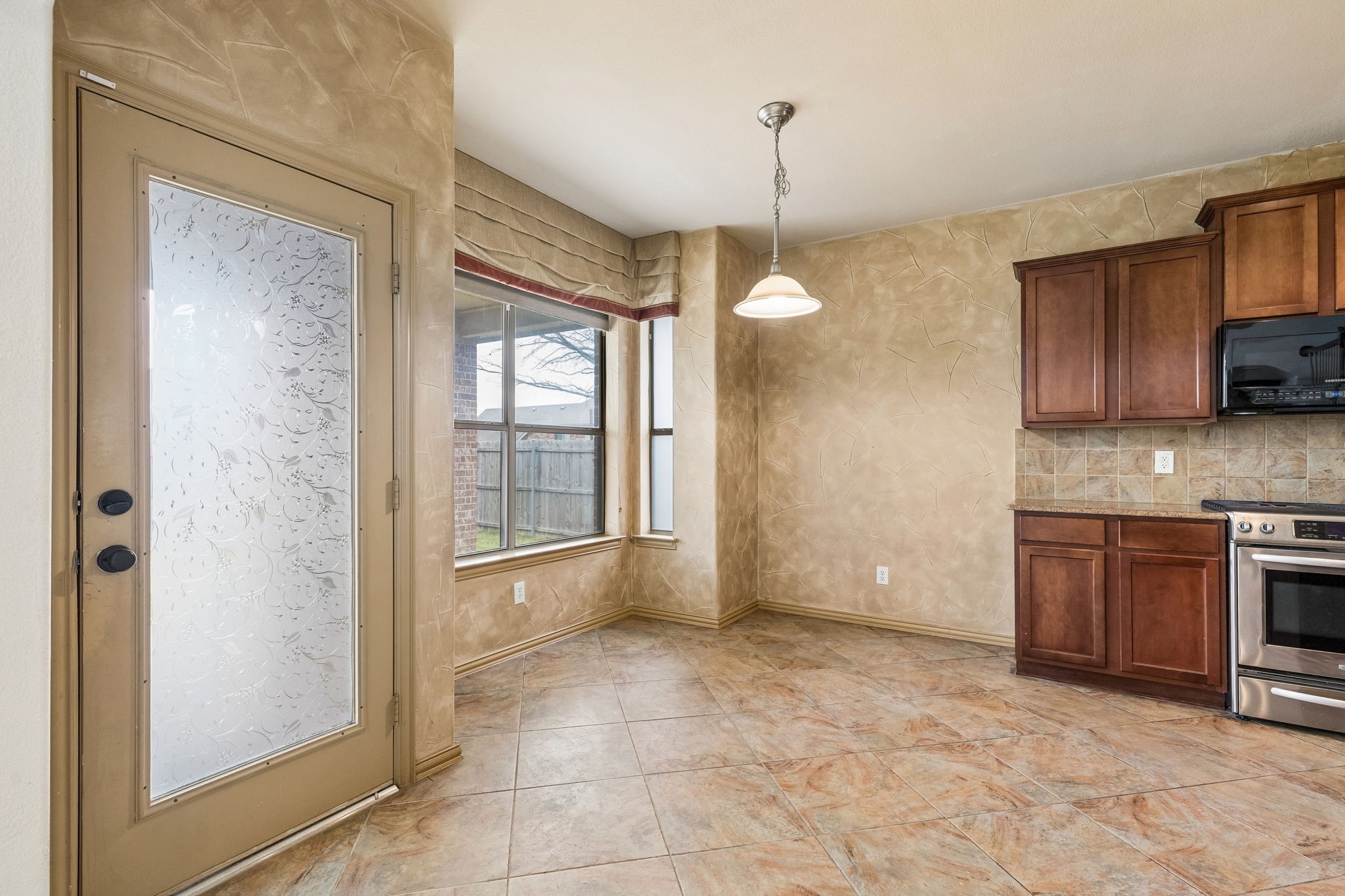 915 Fieldstone Drive Cedar Hill TX 75104