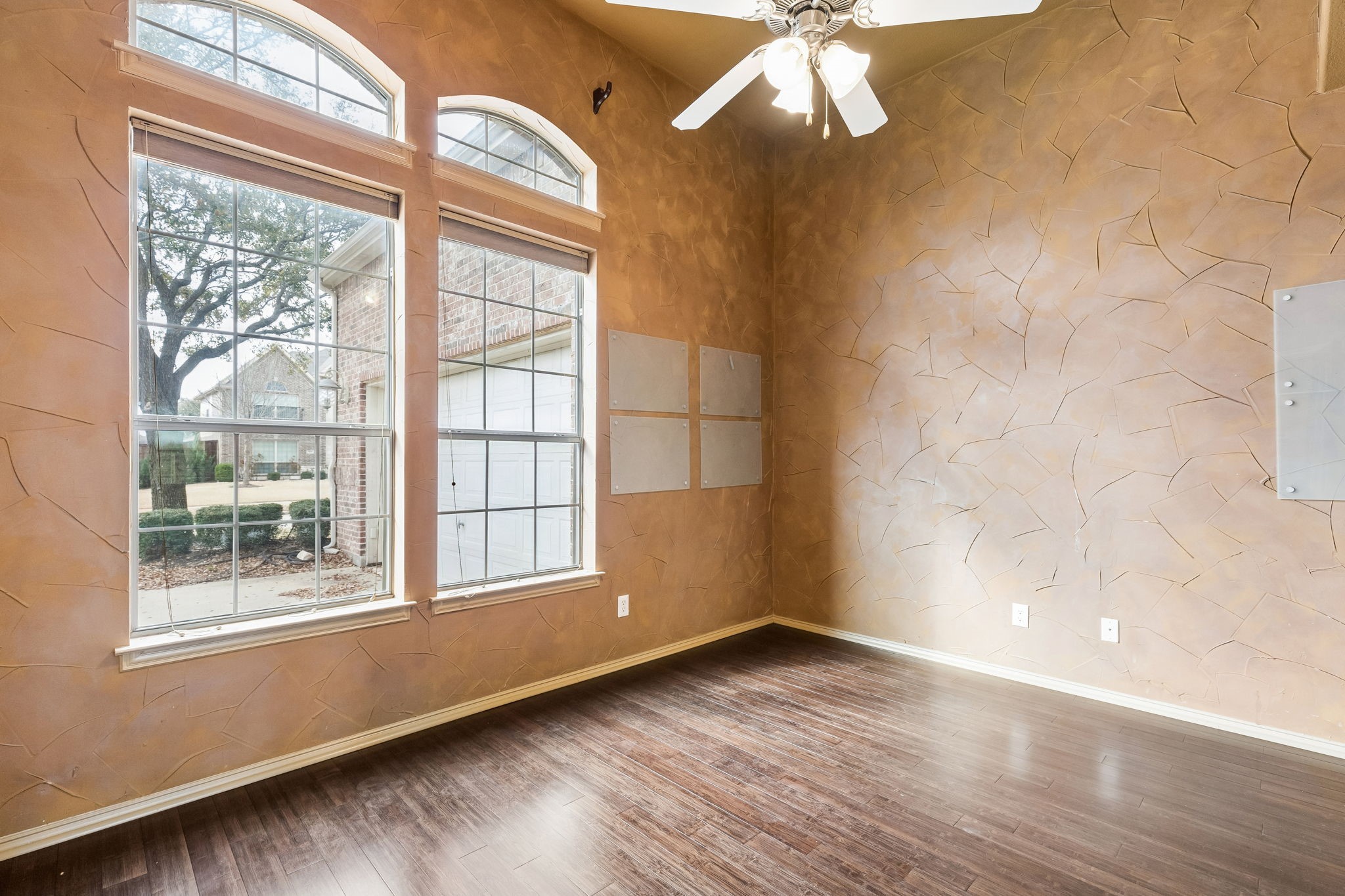915 Fieldstone Drive Cedar Hill TX 75104