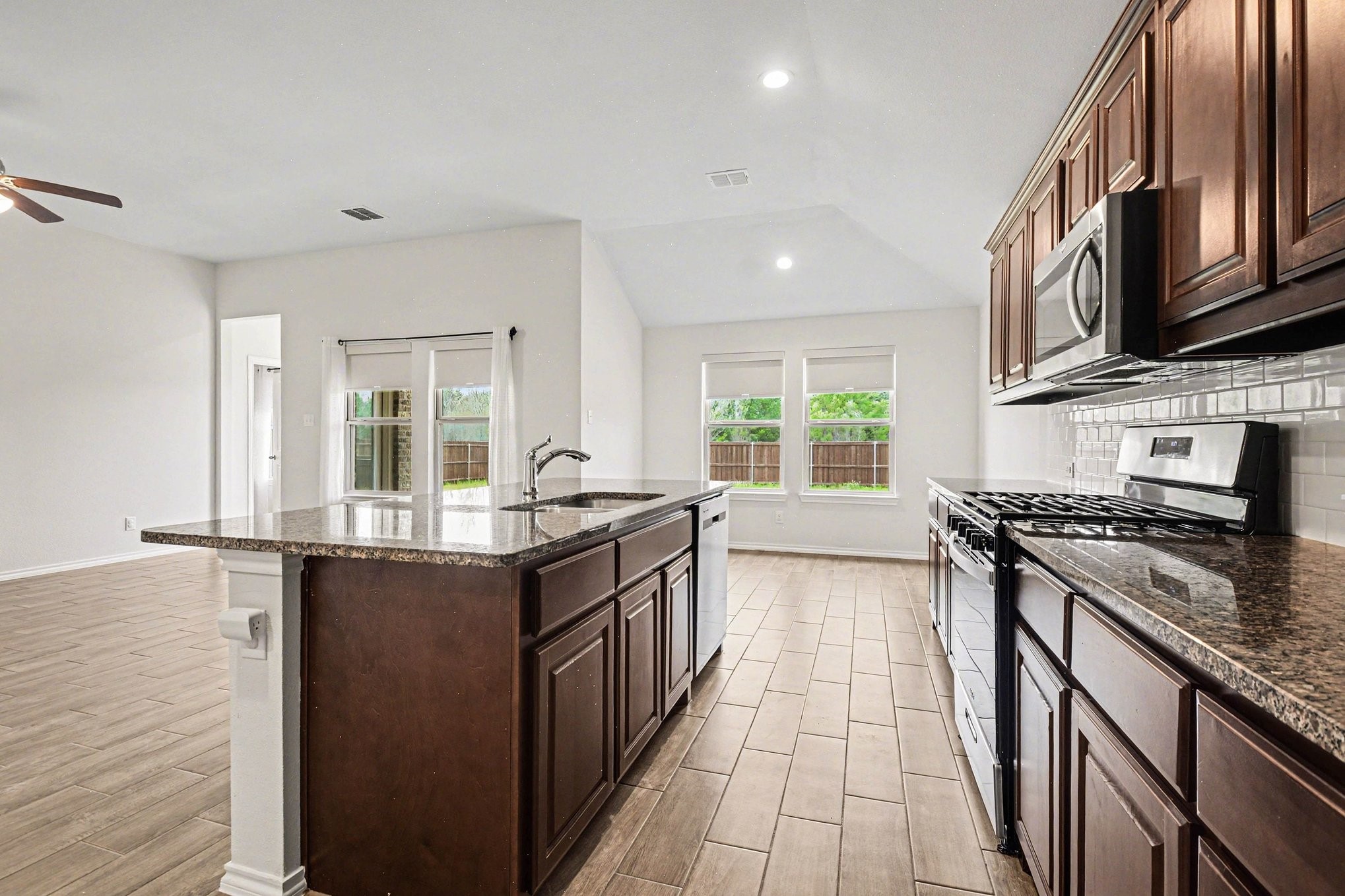 5652 Huffines Boulevard Royse City TX 75189