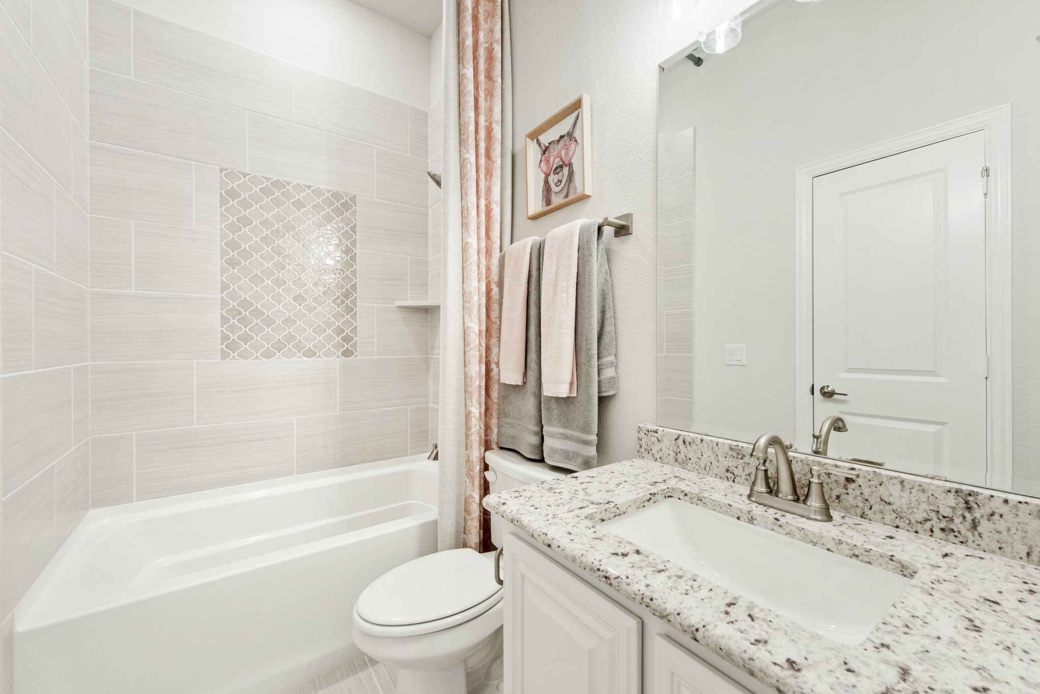 208 Oakcrest Drive Justin TX 76247