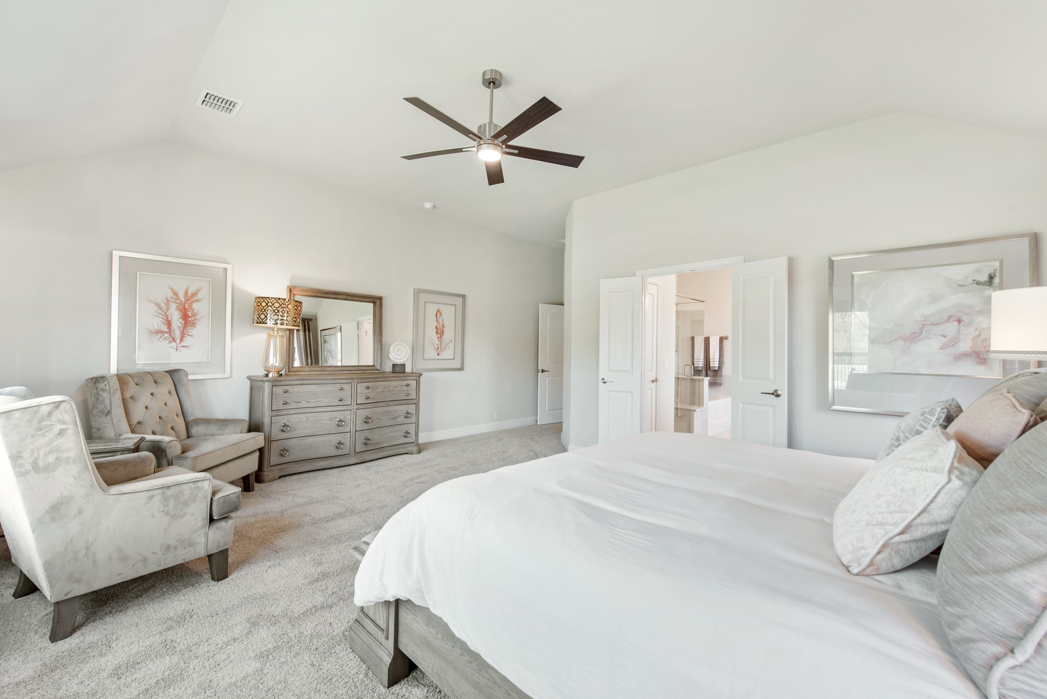 208 Oakcrest Drive Justin TX 76247